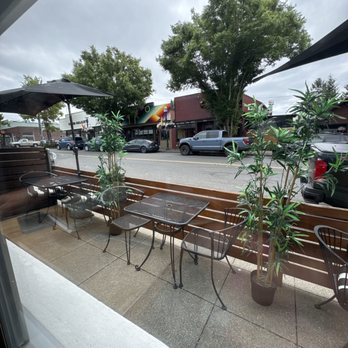 Classic Eats - Window view - American Near Me - Burien, Washington