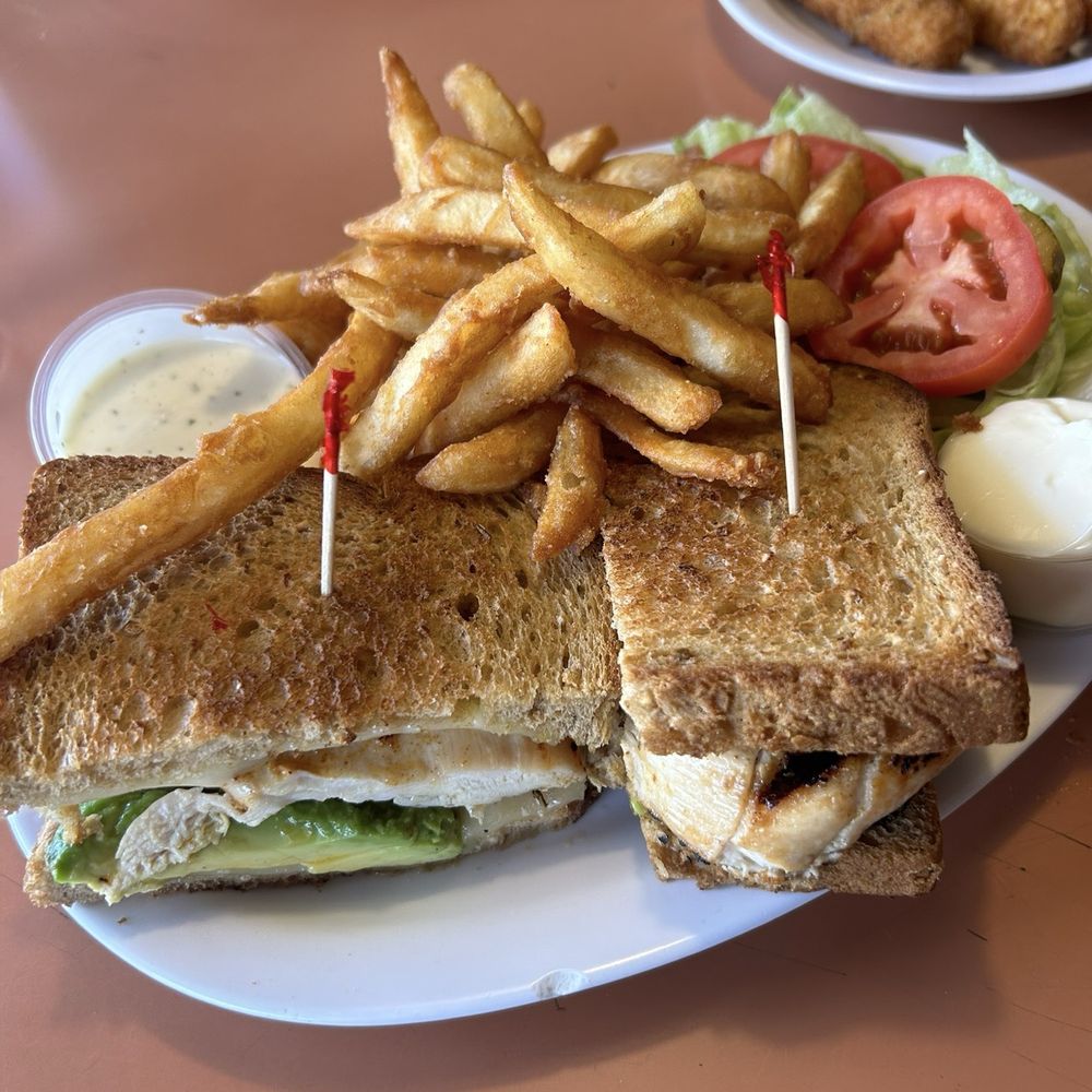 Harbor House Café - California Chicken Sandwich - American Near Me - Dana Point, California Harbor House Café - California Chicken Sandwich - American Near Me - Dana Point, California