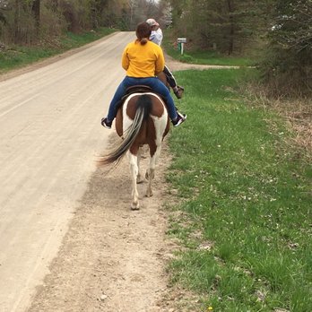 Horse' N Around Stables - Horseback Riding Near Me - Pinckney, Michigan