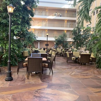 Woolley's Classic Suites - Lobby - Hotels Near Me - Aurora, Colorado Woolley's Classic Suites - Lobby - Hotels Near Me - Aurora, Colorado