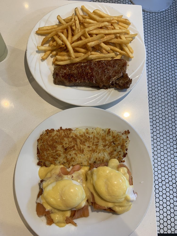 PATIO CAFE 51 Photos & 47 Reviews 12825 Ventura Blvd, Studio City