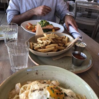 Driftwood Kitchen - Lobster pasta, fries with garlic aoli, and salmon - Seafood Near Me - Laguna Beach, California Driftwood Kitchen - Lobster pasta, fries with garlic aoli, and salmon - Seafood Near Me - Laguna Beach, California