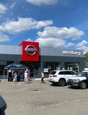 NISSAN OF WESTBURY - Updated February 2025 - 48 Photos & 175 Reviews