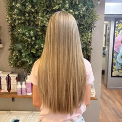Element Hair Studio - Natural blonde highlights