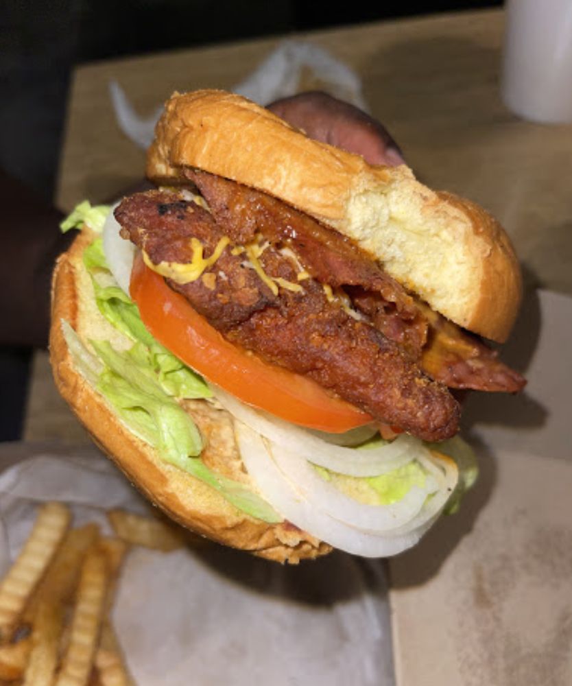 J BURGER N WINGS Updated September 2024 17 Photos 3054 Panola Rd