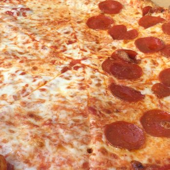 Pizza Mania - Closeup - Pizza Near Me - Wesley Chapel, Florida Pizza Mania - Closeup - Pizza Near Me - Wesley Chapel, Florida