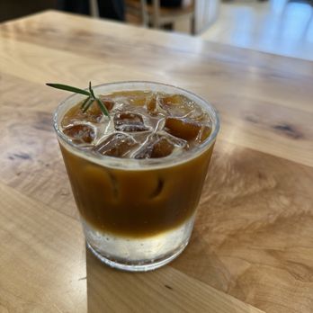 Moonwake Coffee Roasters - Elderflower espresso tonic - Coffee Roasteries Near Me - San Jose, California Moonwake Coffee Roasters - Elderflower espresso tonic - Coffee Roasteries Near Me - San Jose, California