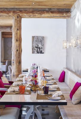 Hide & Seek - St. Moritz by null