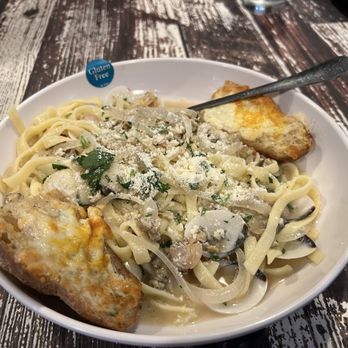 Tardino Brother's - Linguine and Clams - Pizza Near Me - Pasadena, California Tardino Brother's - Linguine and Clams - Pizza Near Me - Pasadena, California