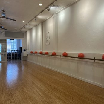 barre3 - Barre Classes Near Me - San Diego, California