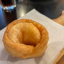 Las Acacias Gourmet Argentino - Empanada de Jamón y Queso
