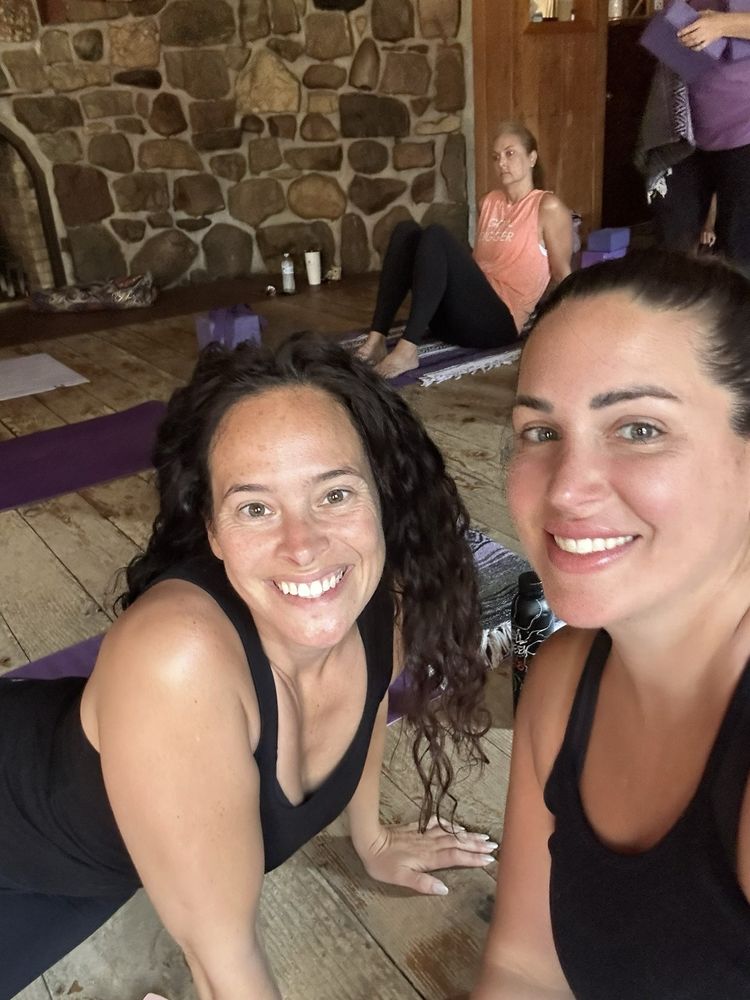 Stone Turtle Yoga Logo