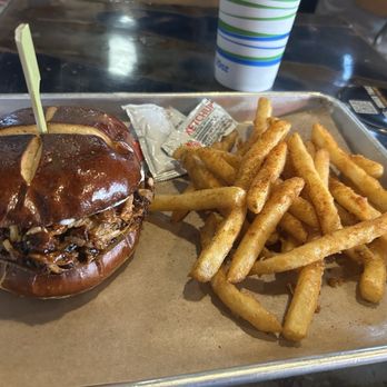 Vegan Vibrationz - BBQ Jackfruit Sandwich & Fries - Vegan Near Me - Plano, Texas