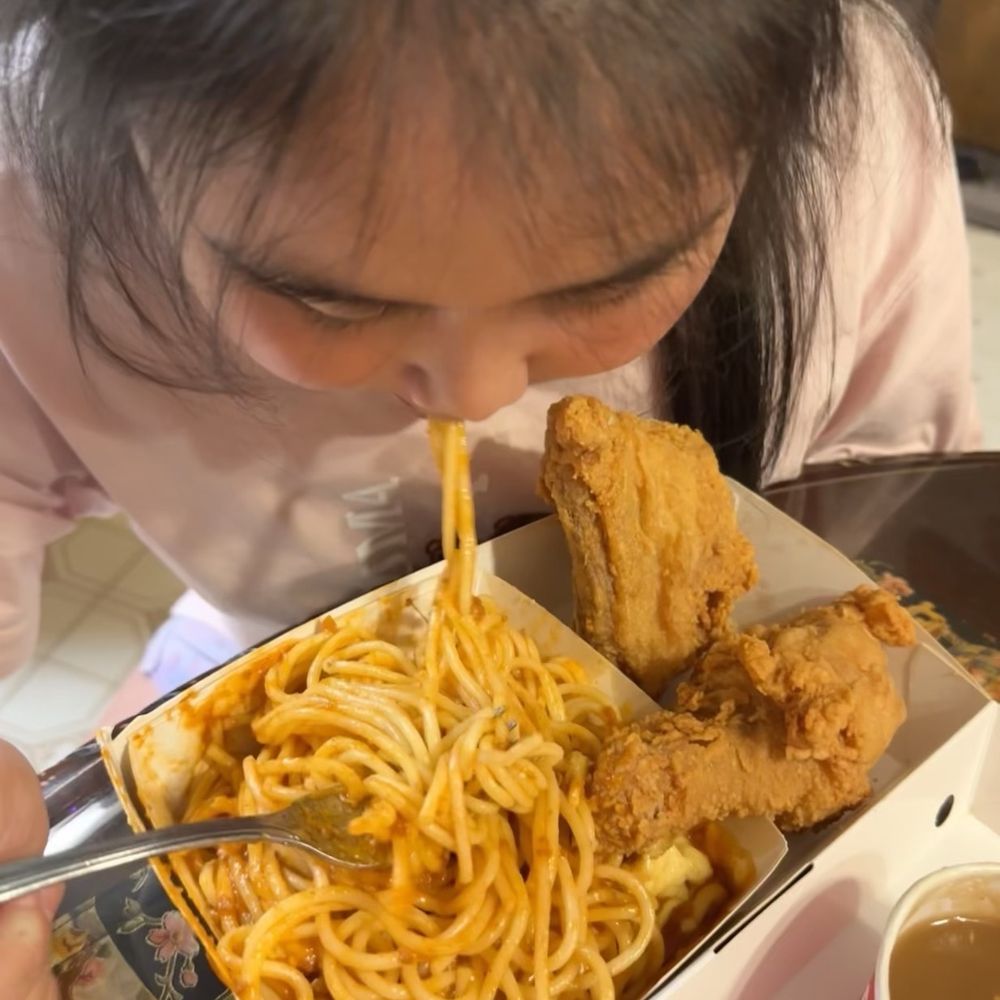 Jollibee - espaghetti aficionado - Fast Food Near Me - Fairfield, California Jollibee - espaghetti aficionado - Fast Food Near Me - Fairfield, California