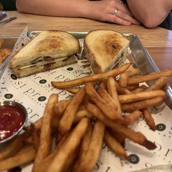 Prost Biergarten - Fraukase (elevated grilled cheese!) - German Near Me - Wilmington, North Carolina