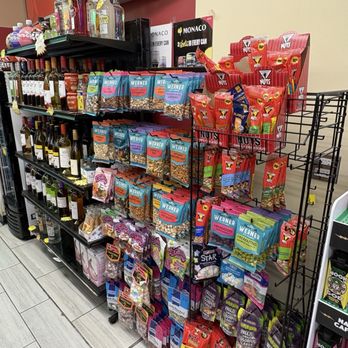 bp - Snack items - Gas Stations Near Me - Brookfield, Illinois