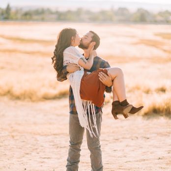 Desirae Marie Photography - Session Photography Near Me