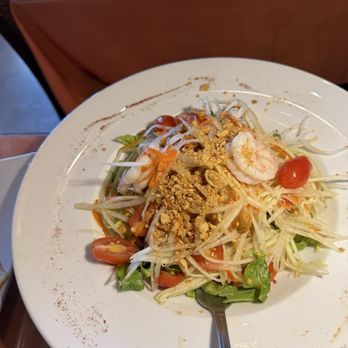 Top Thai Cuisine - Papaya salad - Thai Near Me - Northridge, California