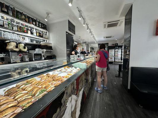 Riccardo Taliani Banqueting by null