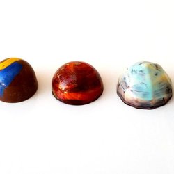 Artesa Fine Chocolates - Freshly hand-crafted Belgian chocolates and more.... Alcohol Free.