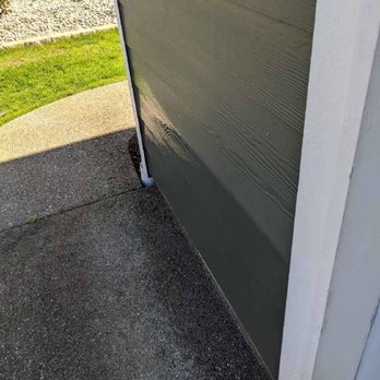 Bulwark Exterminating - Exterior barrier sprayed. - Pest Control Near Me - Tacoma, Washington Bulwark Exterminating - Exterior barrier sprayed. - Pest Control Near Me - Tacoma, Washington