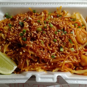 Lucky’s - Shrimp pad Thai medium total $7.45 - Thai Near Me - Elkhart, Indiana Lucky’s - Shrimp pad Thai medium total $7.45 - Thai Near Me - Elkhart, Indiana