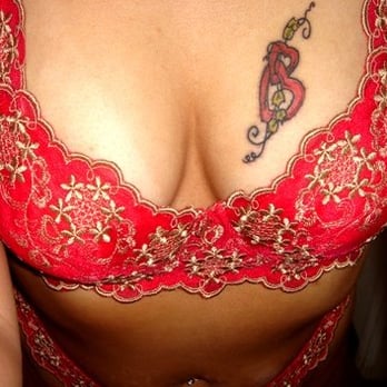 Lucky Van's Tattoo - 2 Hearts ~FLASH - Tattoo Near Me - San Francisco, California