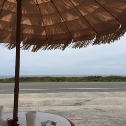 Beach Belly Bobs Sandwich Shop - Lunch with a view!