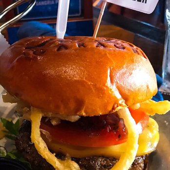 Ford's Garage Wesley Chapel - Burgers Near Me - Lutz, Florida