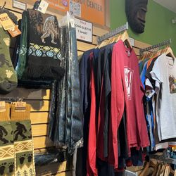 North American Bigfoot Center - They even have Bigfoot neck ties and bow ties !!