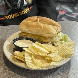 Deshler Lanes - Chicken sandwich with chips
