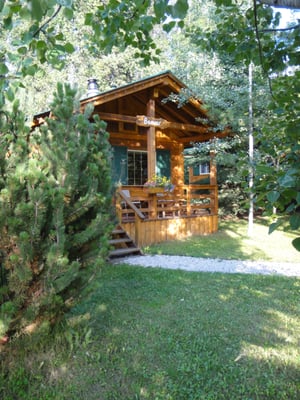 Hillside Lodge & Chalets by null