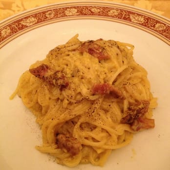 La Pentolaccia - Spaghetti alla carbonara. Yum! - Roman Near Me - Rome, RM La Pentolaccia - Spaghetti alla carbonara. Yum! - Roman Near Me - Rome, RM