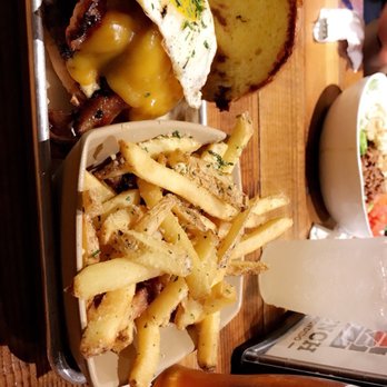 Burger Bench - American Near Me - Escondido, California