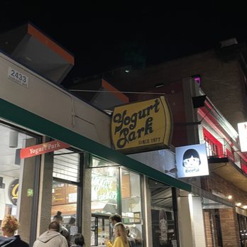 Yogurt Park - Outside Window Line - Ice Cream & Frozen Yogurt Near Me - Berkeley, California Yogurt Park - Outside Window Line - Ice Cream & Frozen Yogurt Near Me - Berkeley, California