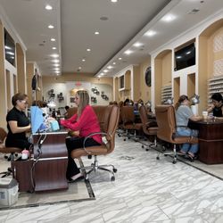 Queen Nail - Outlay of salon