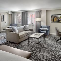 Four Points by Sheraton French Quarter