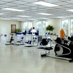 Dolphin Pointe Health Care - Dolphin Pointe features state-of-the-art physical and occupational therapy, including HydroWorx aquatic therapy pools.