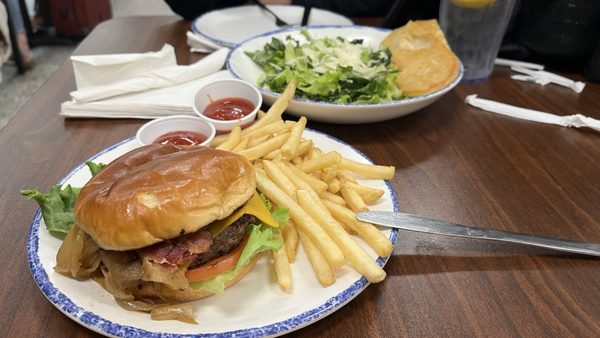 Gastrohub by null