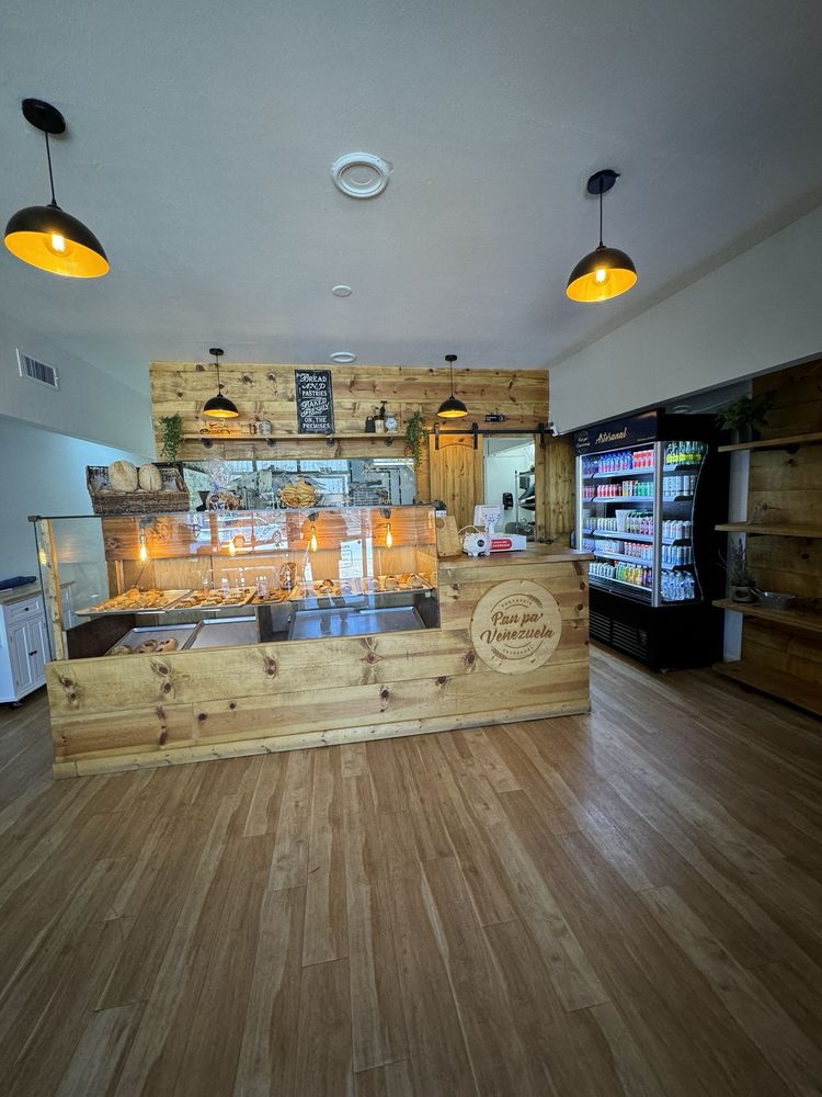PAN PA VENEZUELA BAKERY Updated October 2024 20 Photos & 10 Reviews