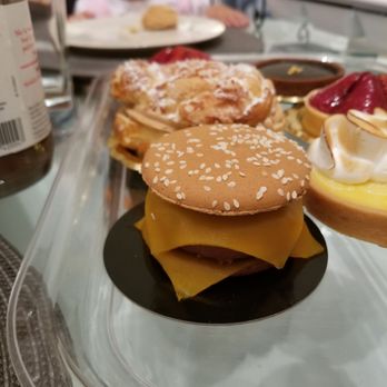 Maison Valentine - Bakeries Near Me - Miami Beach, Florida