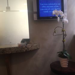 Jeffrey M Eisner, DMD - Lobby