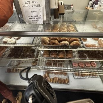 Old Fashioned Donuts - Bakeries Near Me - Chicago, Illinois