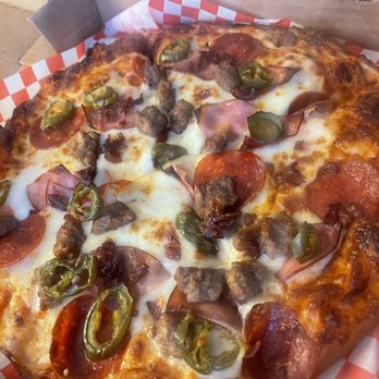 El Hornito Pan Pizza - Bonus Pizza - Pizza Near Me - Newark, California El Hornito Pan Pizza - Bonus Pizza - Pizza Near Me - Newark, California