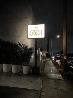 The Crest by null