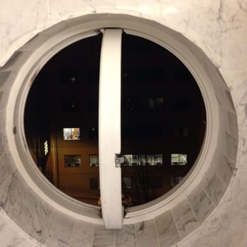 Hotel Sorrento - Bathroom window - Hotels Near Me - Seattle, Washington