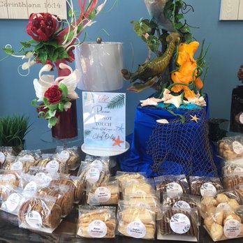 Orly Patisserie - Display of packaged baked goods. - Patisserie/Cake Shop Near Me - Lihue, Hawaii Orly Patisserie - Display of packaged baked goods. - Patisserie/Cake Shop Near Me - Lihue, Hawaii