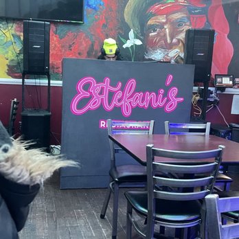Estefani's Restaurant - The ambiance was nice dj was cool but it's very tight when all seats are taken - Breakfast & Brunch Near Me - Lynn, Massachusetts