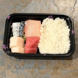 132. Chirashi - It was okay (compared to other ones I've had). I'm glad it came with miso soup & a simple salad.