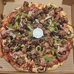 Medium Combo, thin crust Medium Combo, thin crust